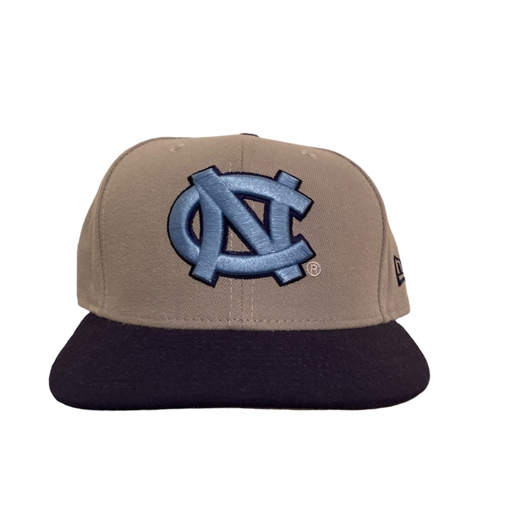 NWOT New Era North Carolina Tarheels 59Fifty Fitted Cap 7 1/4 Navy Blue/Grey
